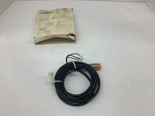 IFM efector 誘導センサー2セット ID5005 - 高周波誘導式近接センサ - ifm