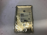 Hubbell Wall Plate Smooth SS1 1 Gang 1 Toggle Switch 302/304 Lot of 29