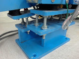 VIBRATORY FEEDER WITH BASE. 220 VOLT COIL, PSF-1