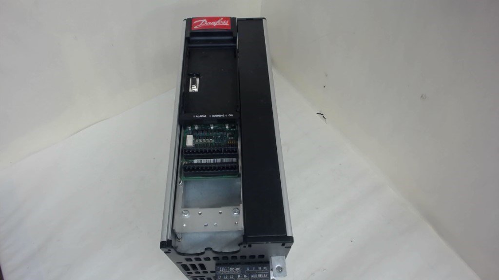 Danfoss, T/C Vlt5006Pt5B20Str3Dlf00A00C0, S/N 012930H424, Drive