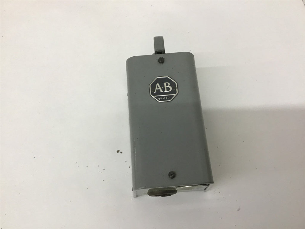 Allen Bradley 806-C22A 10A 600VAC 115 VDC Rotary Pilot Switch