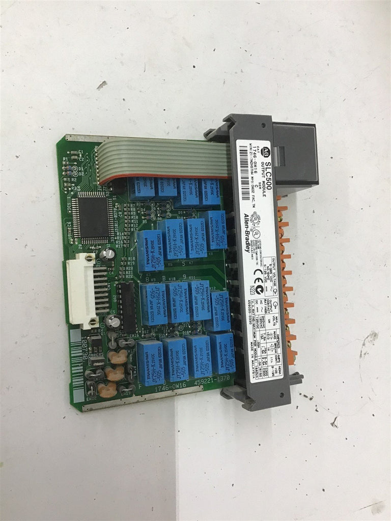 Allen Bradley 1746-OW16 OUTPUT BOARD 5-265 VAC 50/60 Hz 5-125 VDC 1440 VA