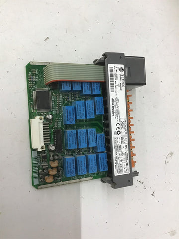 Allen Bradley 1746-OW16 OUTPUT BOARD 5-265 VAC 50/60 Hz 5-125 VDC 1440 VA