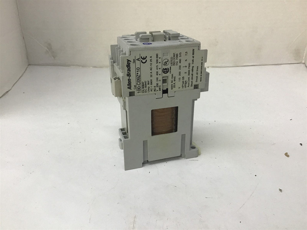 Allen-Bradley 100-C09Z 10 Coil Contactor 24 VDC