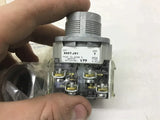 Allen-Bradley 800T-J91B Selector Switch 3-Position Spring Return