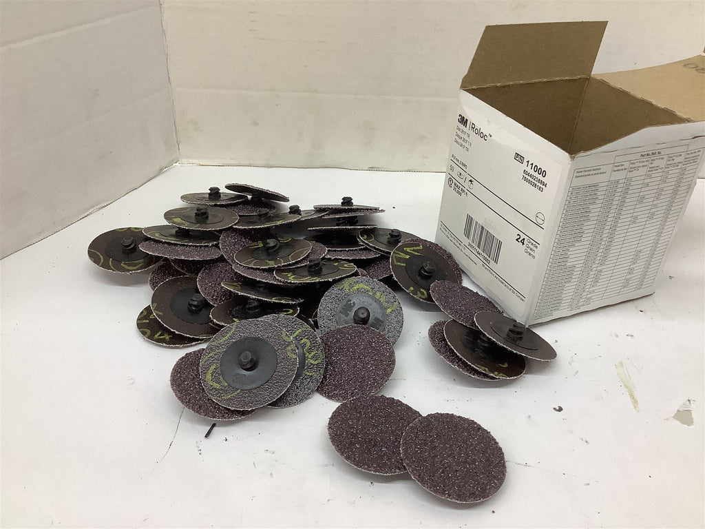 3M Roloc 11000 Disc 361TR Sanding Disc 50 Count
