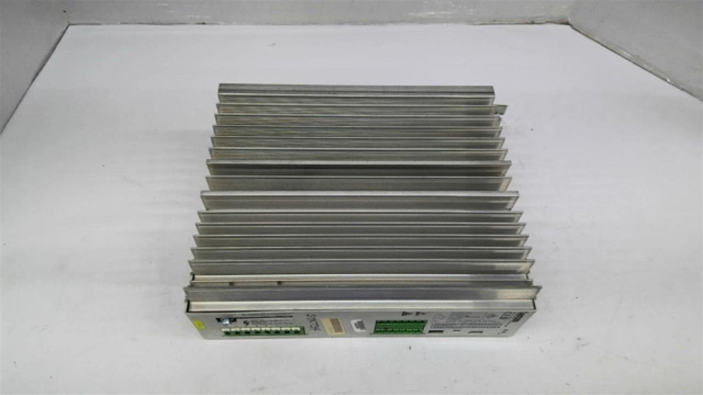 Lenze EVF8213-E 6\7330 11870 Input 3\PE AC 400V 11.0A 50\60HZ