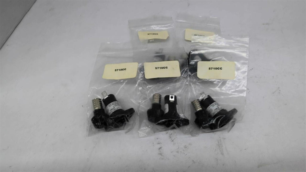 LittelFuse 5710CC Fuse Holder Use Class CC Fuses Only Lot Of 5