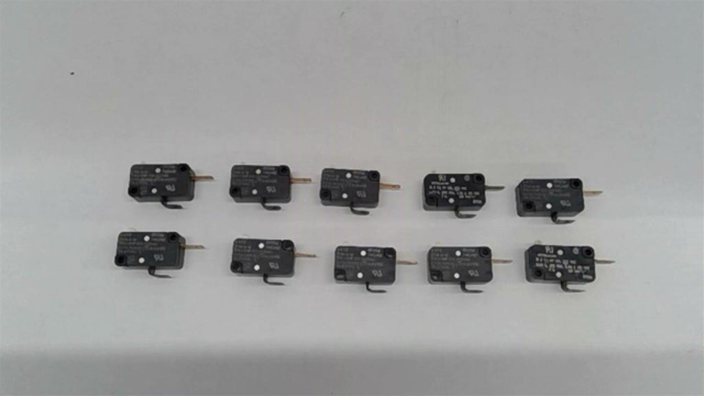 Unimax 3TM-4-W Snap Switch Lot Of 10