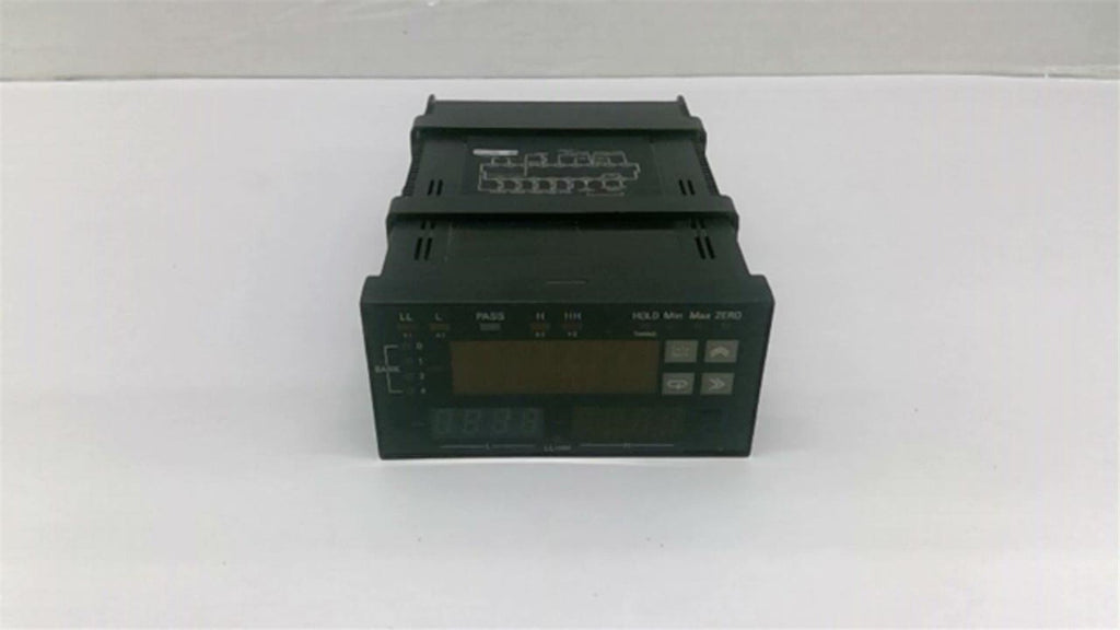 Omron K3TS-SD11B Intelligent Signal Processor Broken Corner On Cover