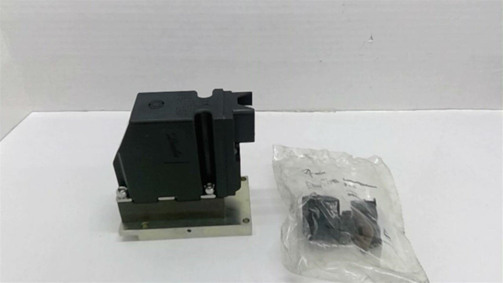 Danfoss 155G4093 Electrical Proportional Actuator 11-32 VDC