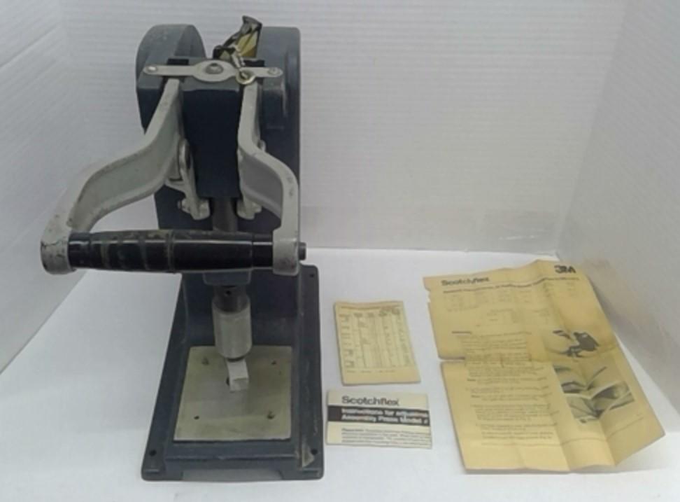 3M 3335 Scotchflex Assembly Press