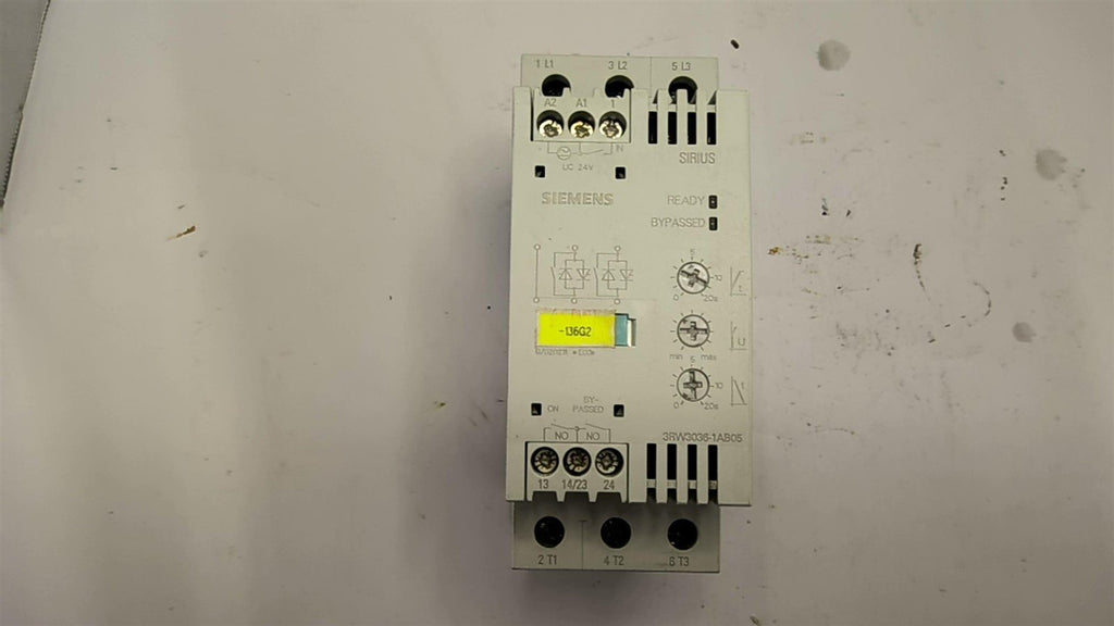 Siemens 3RVV3036-1AB05 Soft Starter 460 Volt 25 HP