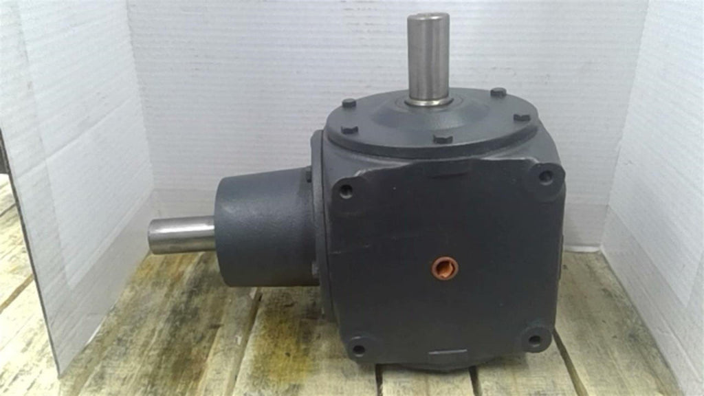 Hub City 0220-59346 1:1 Ratio Ductile Iron Bevel Gearbox Model 800