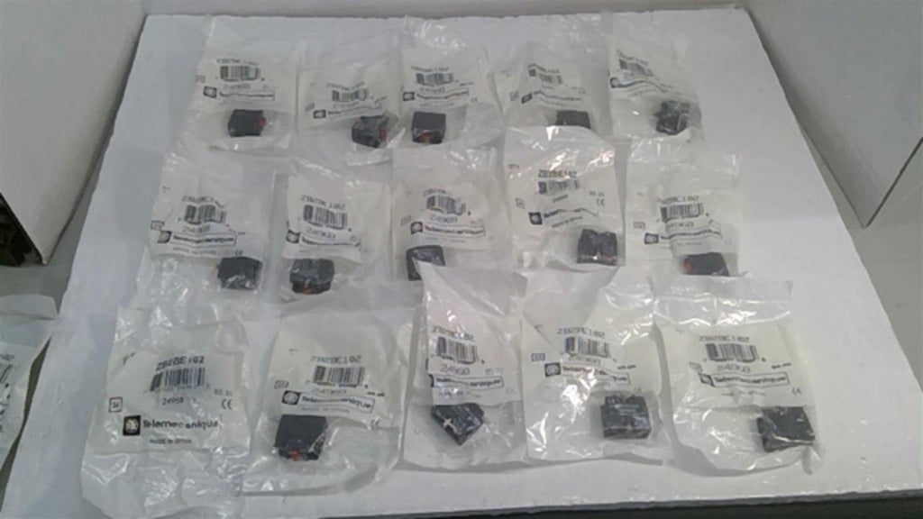 Telemecanique ZBZBE102 Contacts Lot of 15