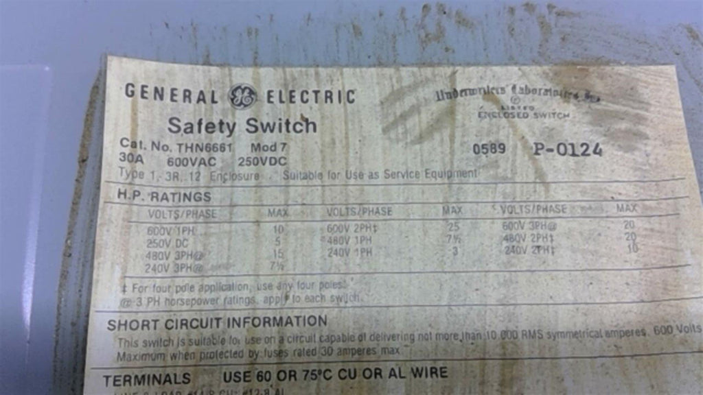 GE THN6661 30A Safety Switch Type 3r 12