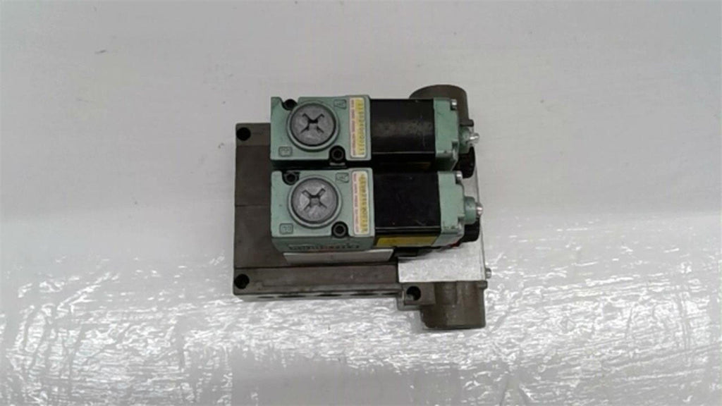 Numatics 11SAD400D011Y Vales with Manifold 150 PSI 102 Volt Coil