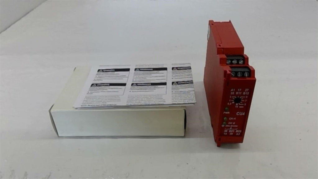 Allen Bradley CU4 440R-S23174 Safety Relay 250 V 24 V 3A