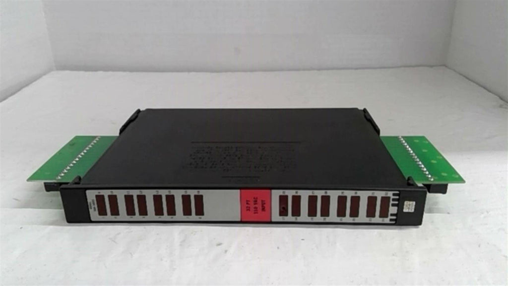 Siemens 500-5055 32 PT 100VAC Input Module