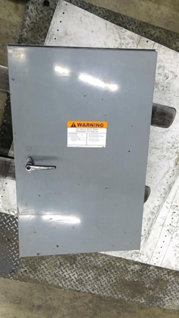 Square D MH32WP Panel Board 100 Amp