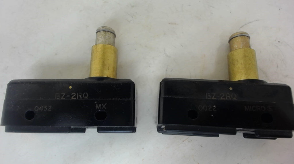 Lot Of 2 --- Micro Switch Bz-2Rq Overtravel Plunger, Spdt, 15 A, 250 V Ac