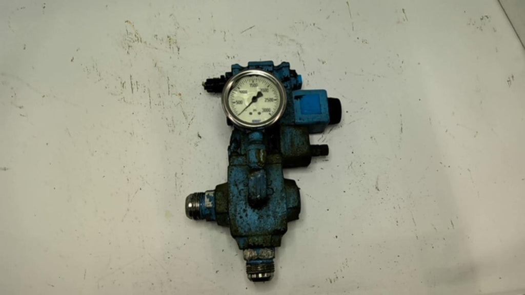 Vickers C503C50 Relief Valve W/ Solenoid Valve