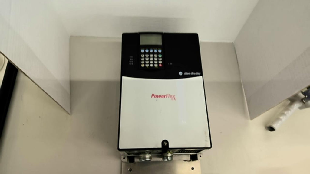 Allen Bradley 20AD040A0AYNANCO 3PH PowerFlex 70 Drive 30 HP 460 Volts