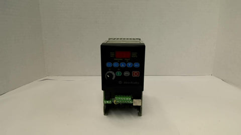 Allen Bradley 22A-B8P0N104 PowerFlex 3PH Drive Missing Front Bottom Cover 2 Hp