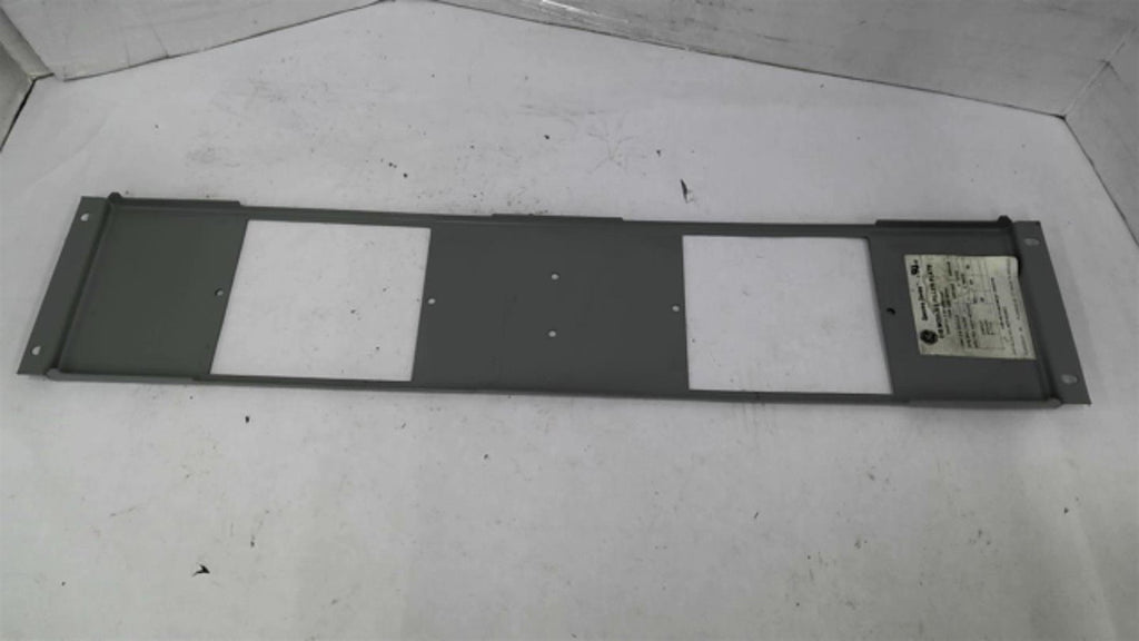 General Electric 2 8C4267G49 C/B Module Filler Plate