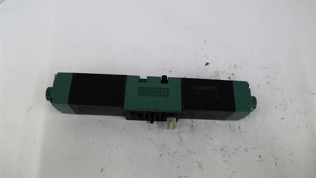 Numatics 152SS400M000061 Valve 24 VDC .25 Amps 150 PSI