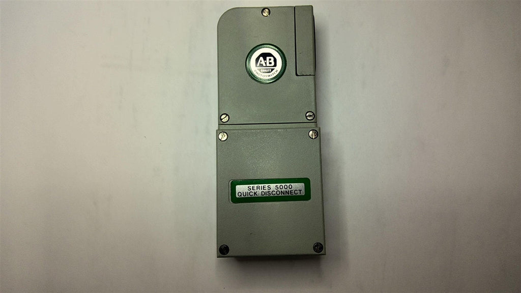 Allen Bradley 42MRU-5200 Polarized Retro Photo head W/ 42MTB-500 Terminal Base