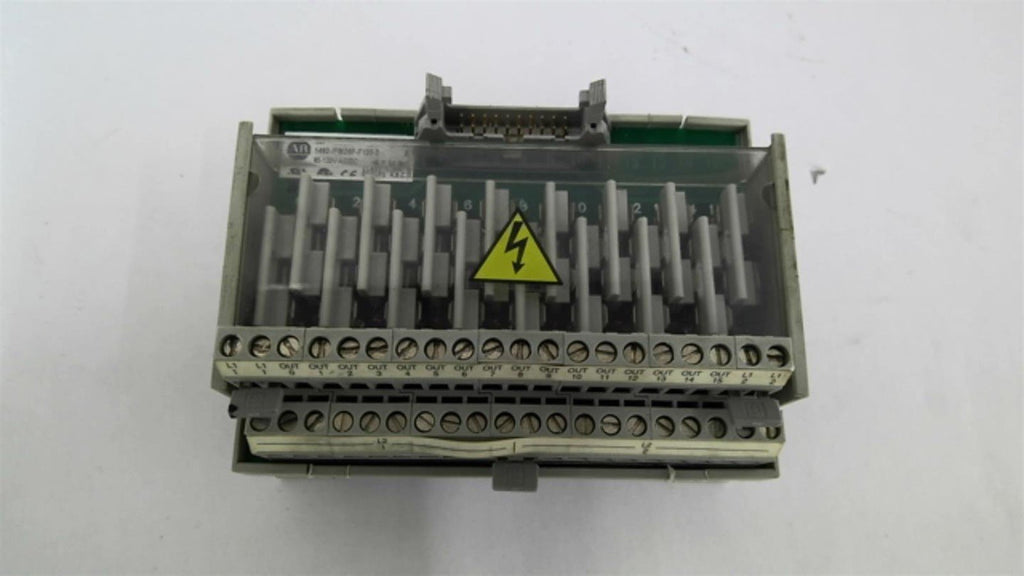 Allen-Bradley 1492-IFM20F-F120-2 W/ Cover Digital Interface Module