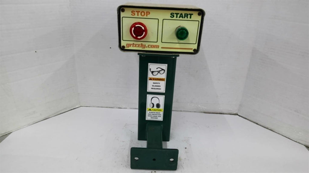 Grizzly Stop & Go Station