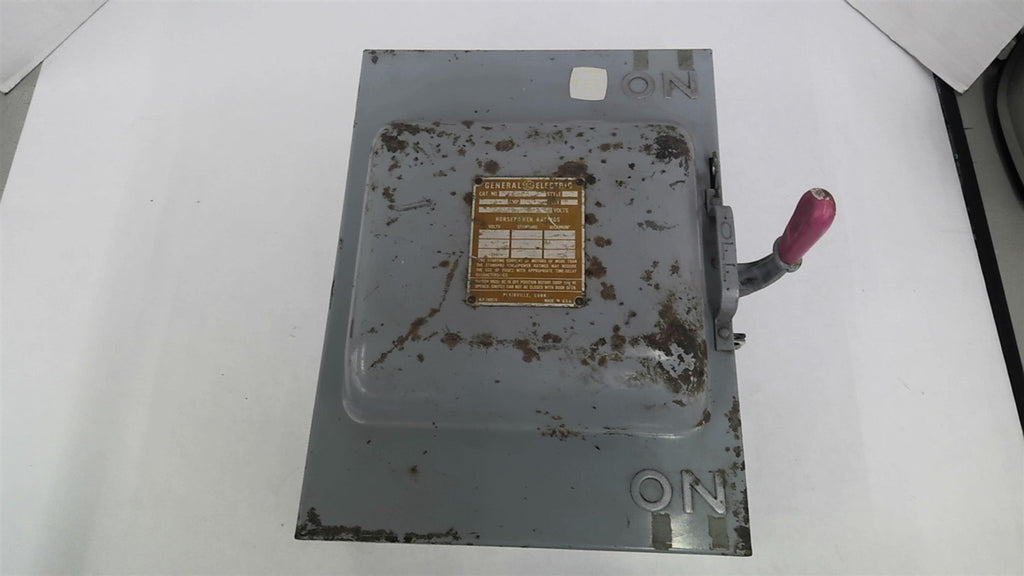 General Electric TC35322 Safety Switch 60A 125-250 Volts 3 Position