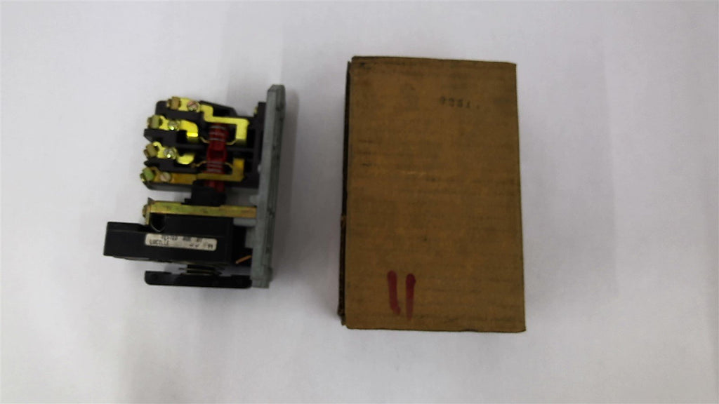 Joslyn Clark 5SR-76 Slim Jim Relay 600 Vac 120 V Coil