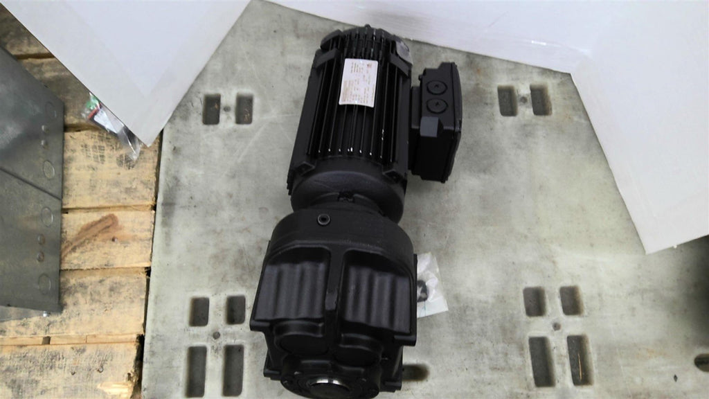 Sew- Eurodrive FA47B DY90S/B/HR/TH 400V Gear Brake Motor 20:1 Ratio