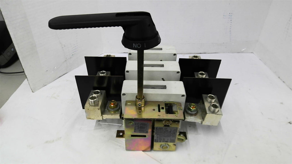 ABB OETL-NF600A Disconnect Switch 3 Phase 600 Amp 600 VAC