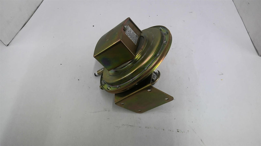 Dwyer 1638-1 Pressure Switch 10 PSI 480 VAC