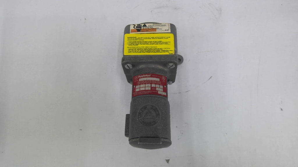 Appleton CESD-3034 Receptacle 480 Volts 7 Amp
