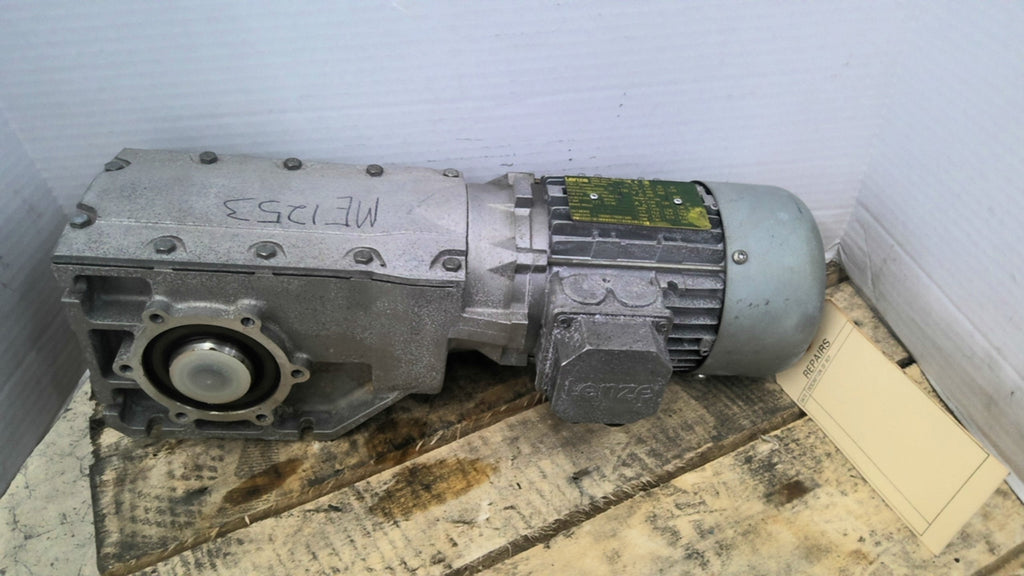 Lenze G50BB124MHAR2C Gear Motor 0.37 KW 460 Volts 26.878:1 Ratio