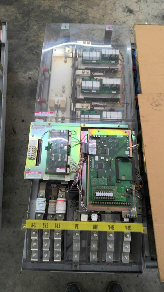 Allen-Bradley 1336F-BP300-AN-EN-L6-NCM Drive 460 Volts 400 HZ 300 HP