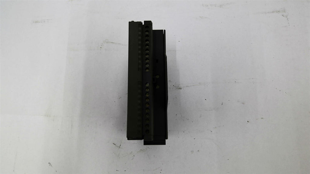Siemens 6ES7 334-0CE01-0AA0 Analog Module