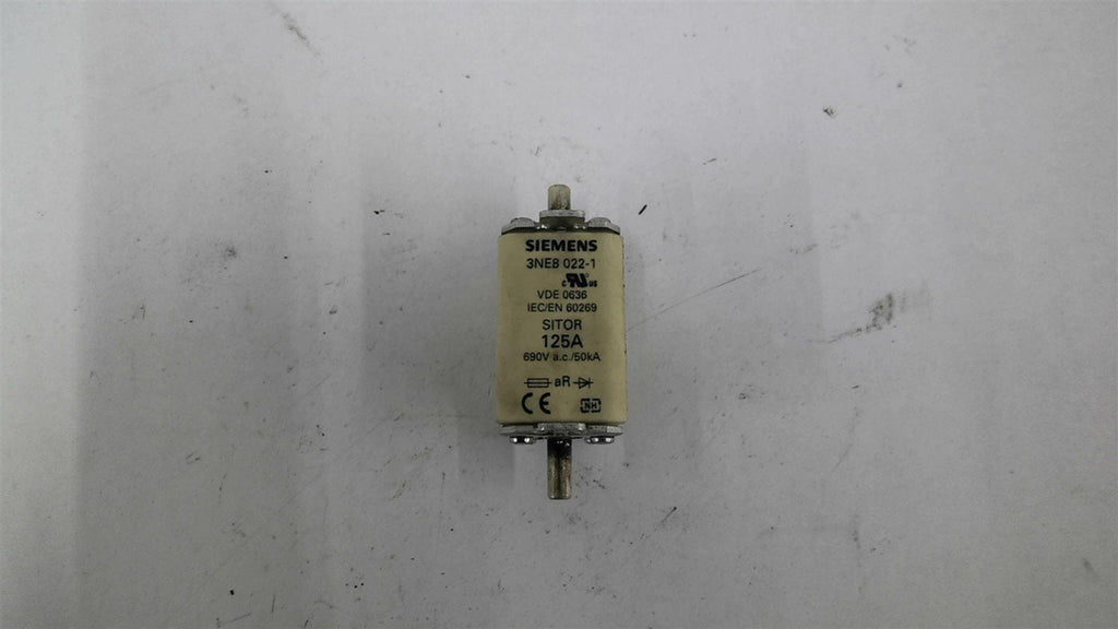 Siemens 3NE8 022-1 Fuse 125 Amp 600 Volts