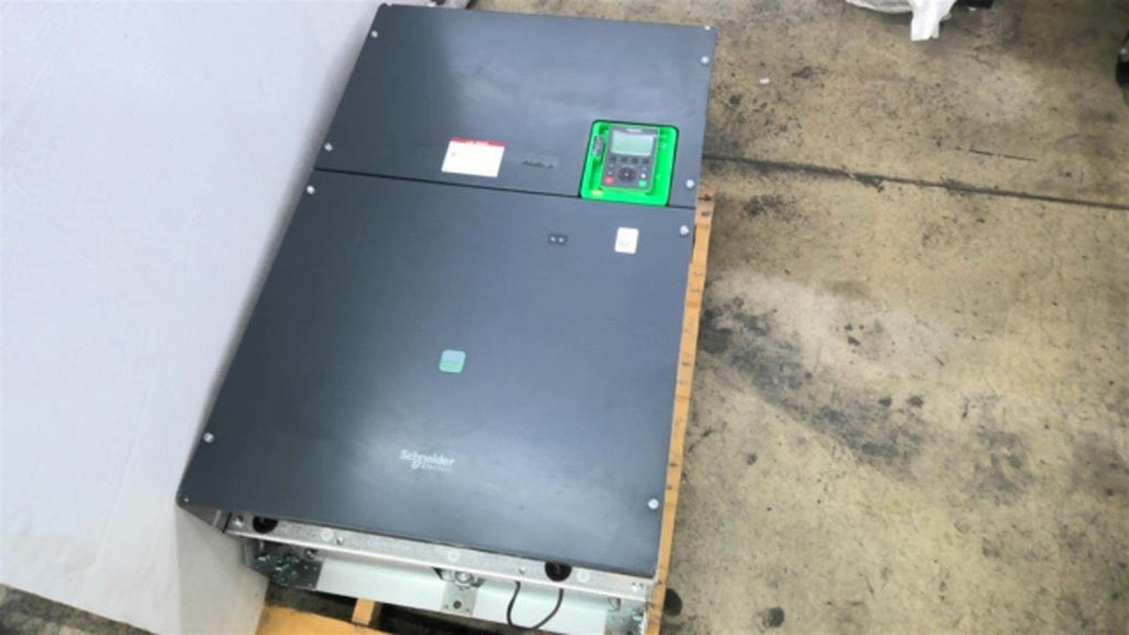 Schneider Altivar 630 ATV630C25N4 AC Drive 400 Hp 460 Volts