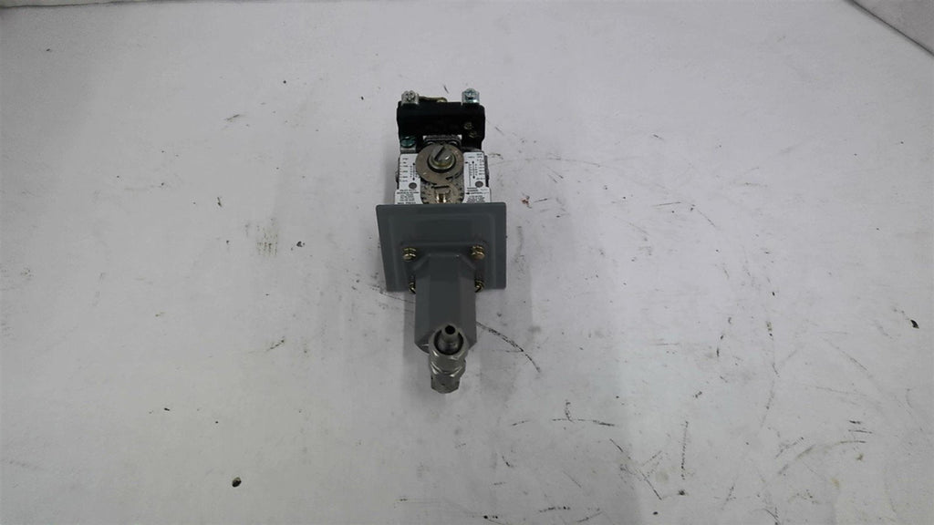 Allen Bradley 836-C9 Pressure Switches