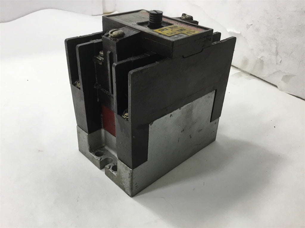 CUTLER-HAMMER TYPE M RELAY D26MB 10 AMP 600 VAC
