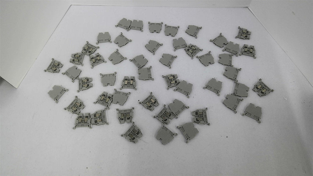 Allen-Bradley 1492-W3 Connector Lot Of 50