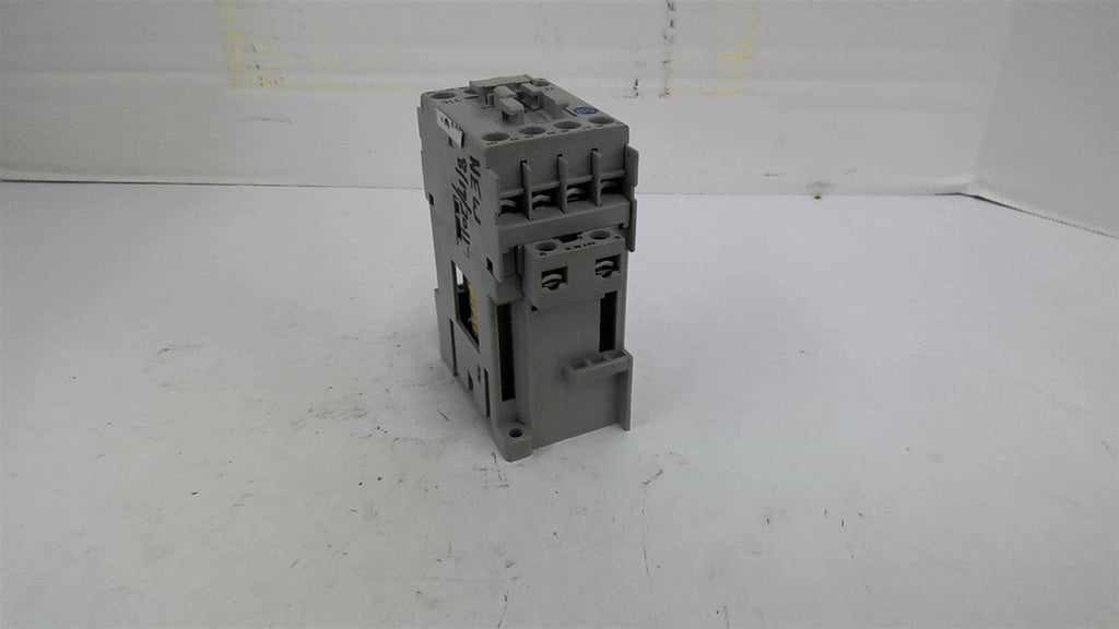 Allen Bradley 700-CF310Z*A Contactor 25 Amp 600 Vac 24 Vdc Coil