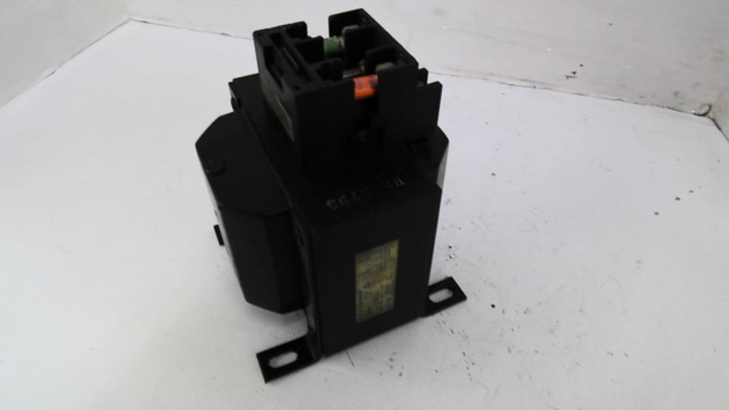 Cutler Hammer C340HG .550 KVA Transformer 230 460 Volt Pri 115 V Sec