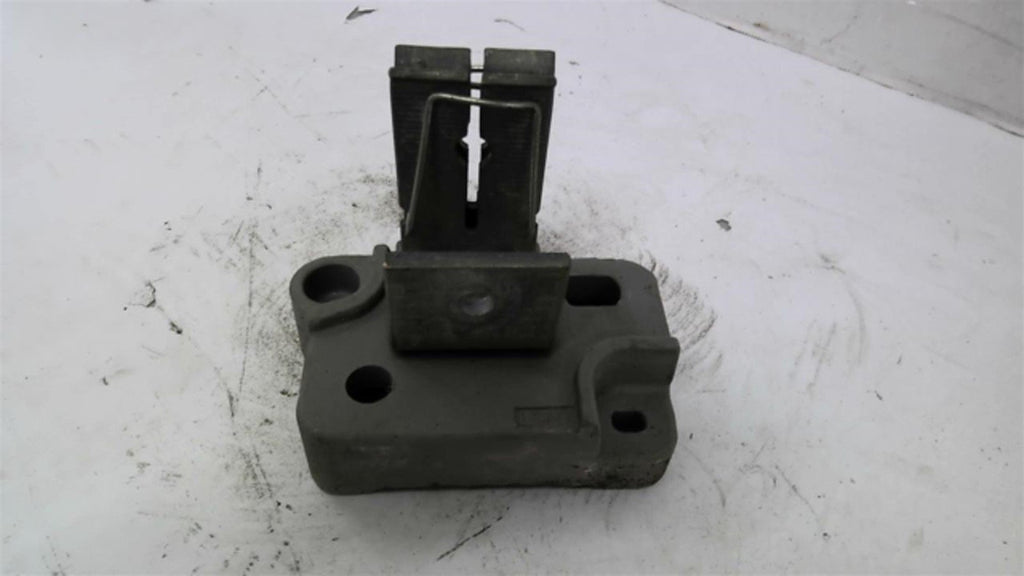 17-13839 Fuse Clip For Disconnect Switch